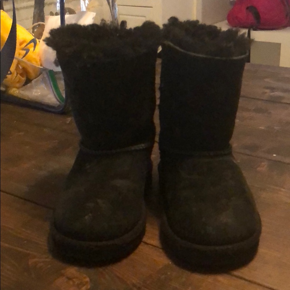Back lace up toddler uggs